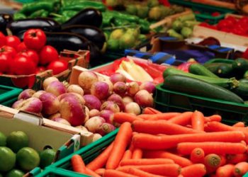Fruits and vegetables at a market. Photo by: freeimage4life