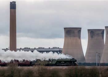 No decisions have been made but retailers are thought to be ready to discuss labelling CREDIT: CHARLOTTE GRAHAM/CAG PHOTOGRAPHY