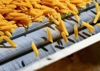 Stockpiling pasta boosts Italy’s foodmakers