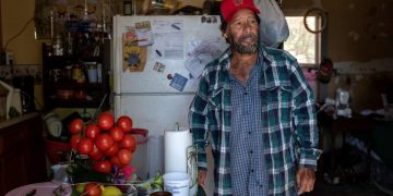Meet the food workers who can’t afford groceries
