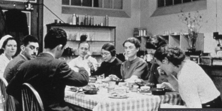 Food rationing old picture