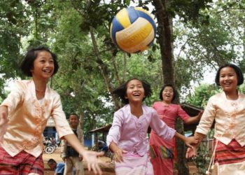 7,000 children under five will die from hunger every day