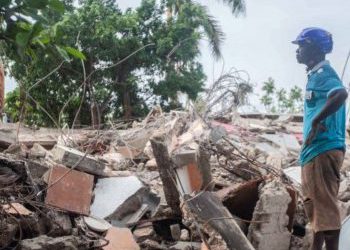 Haiti Earthquake Tensions To Get Aid Through