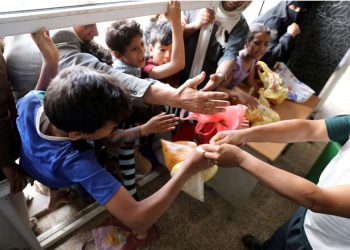 UN shrinks Yemen rations in desperate measures