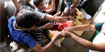UN shrinks Yemen rations in desperate measures