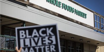 WholeFoods “banned” Black Lives Matter masks