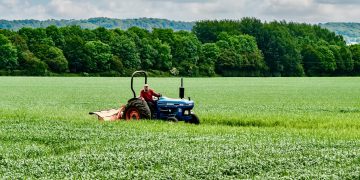 "At SCOOP we don’t demand exclusivity and actively encourage farmers to find new and better markets for themselves." Pic: Cotswolds farmer by David George